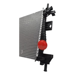 Radiador Ford Focus Kinetic 2013 En Adelante / 1.6 - 2.0